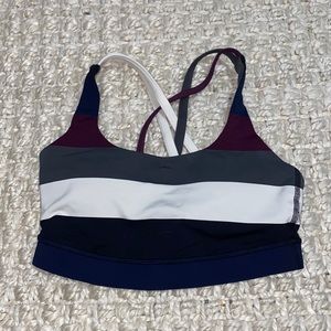 Lululemon sports bra